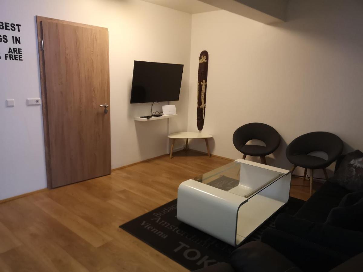 Acco Town Square Apartments Акурейри Экстерьер фото