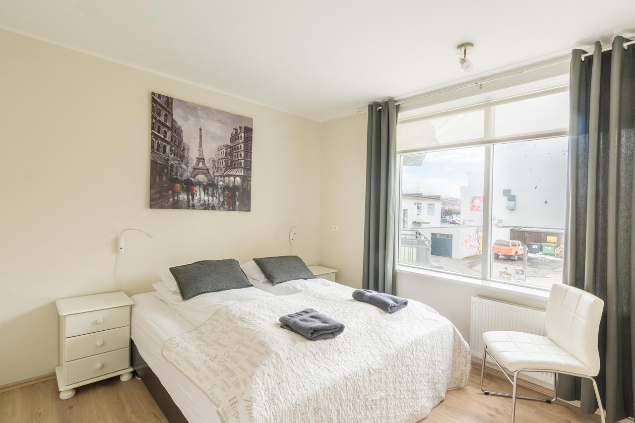 Acco Town Square Apartments Акурейри Экстерьер фото