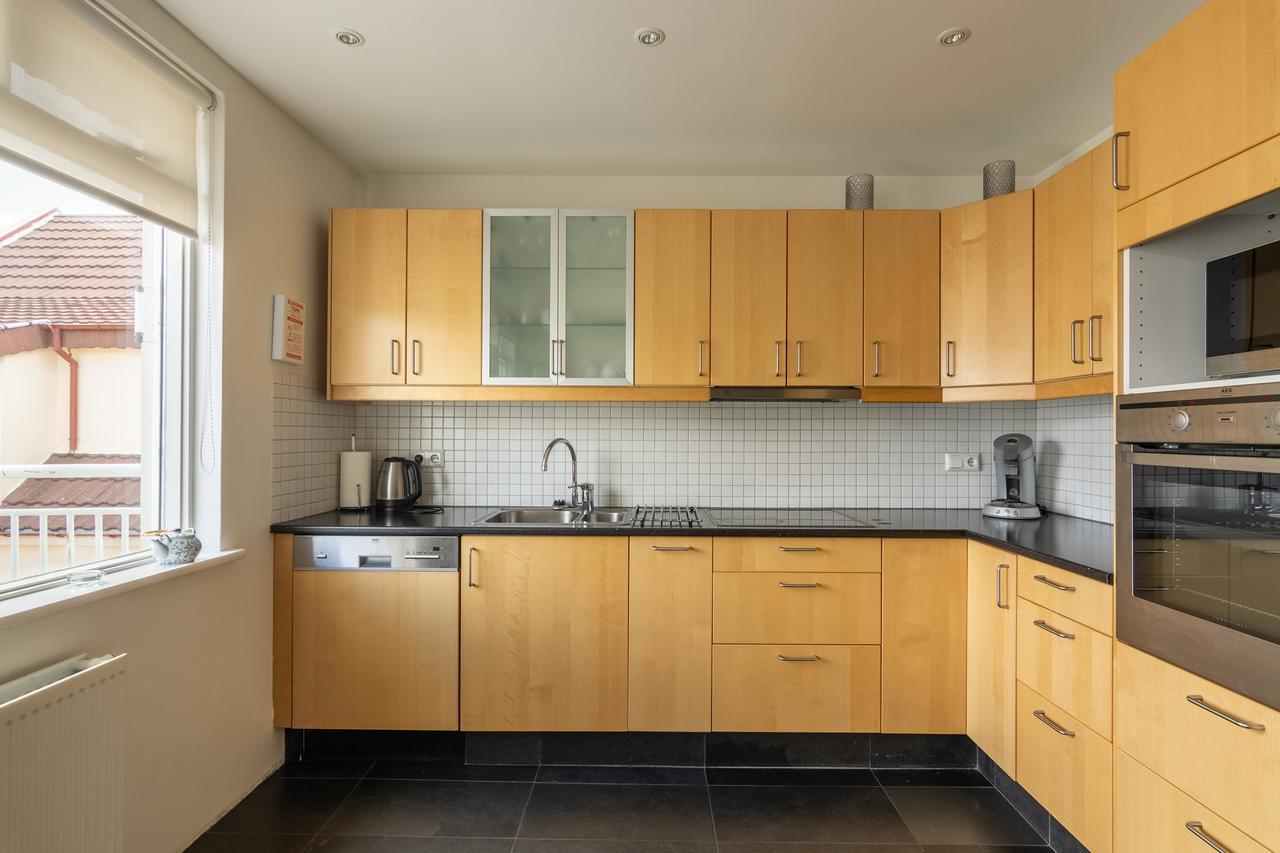 Acco Town Square Apartments Акурейри Экстерьер фото