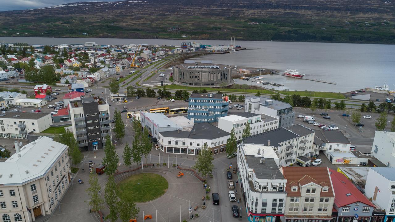 Acco Town Square Apartments Акурейри Экстерьер фото