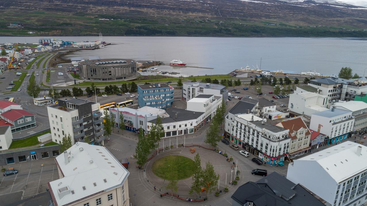 Acco Town Square Apartments Акурейри Экстерьер фото